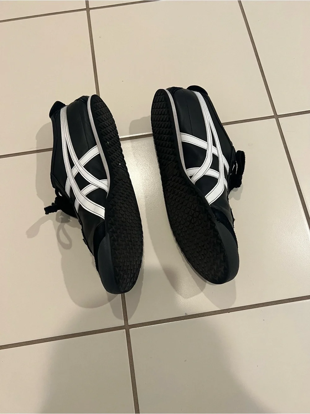 Onitsuka Tiger Mexico 66 Black and White Sneakers